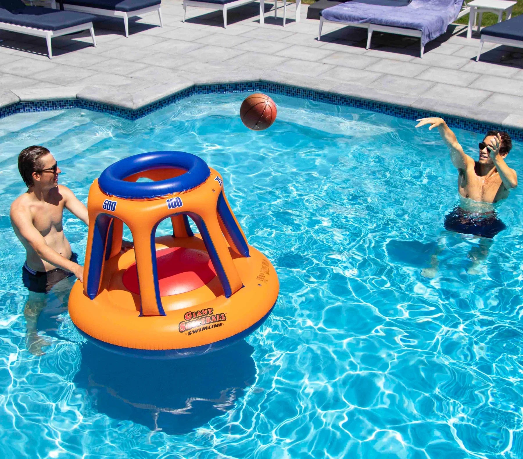 Giant Swimming Pool Shootball